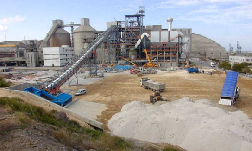 Granulated slag ground stockpile