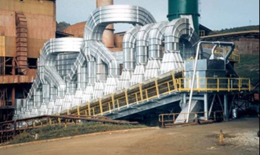 Pellet cooling conveyor.